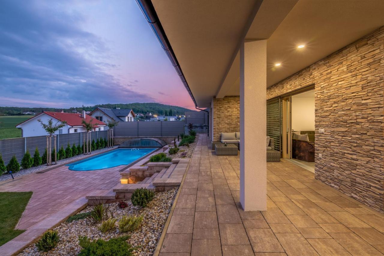 Luxury Spa Villa Králŭv Dvŭr Εξωτερικό φωτογραφία