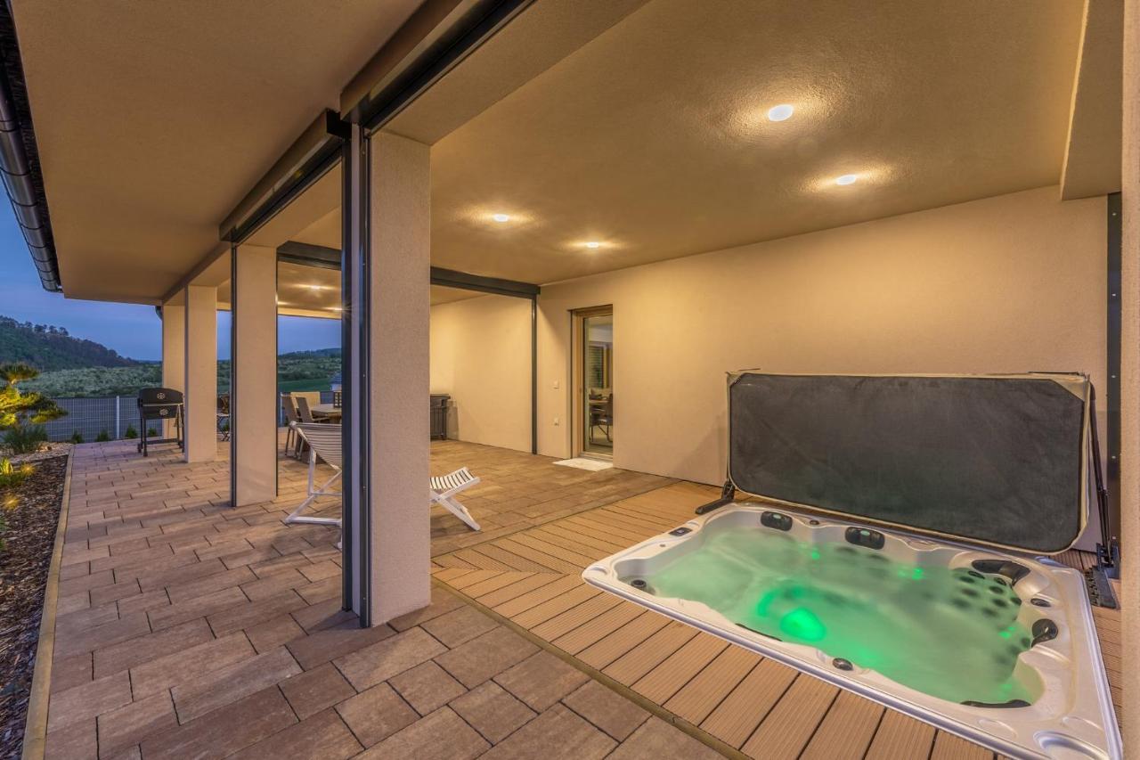 Luxury Spa Villa Králŭv Dvŭr Εξωτερικό φωτογραφία