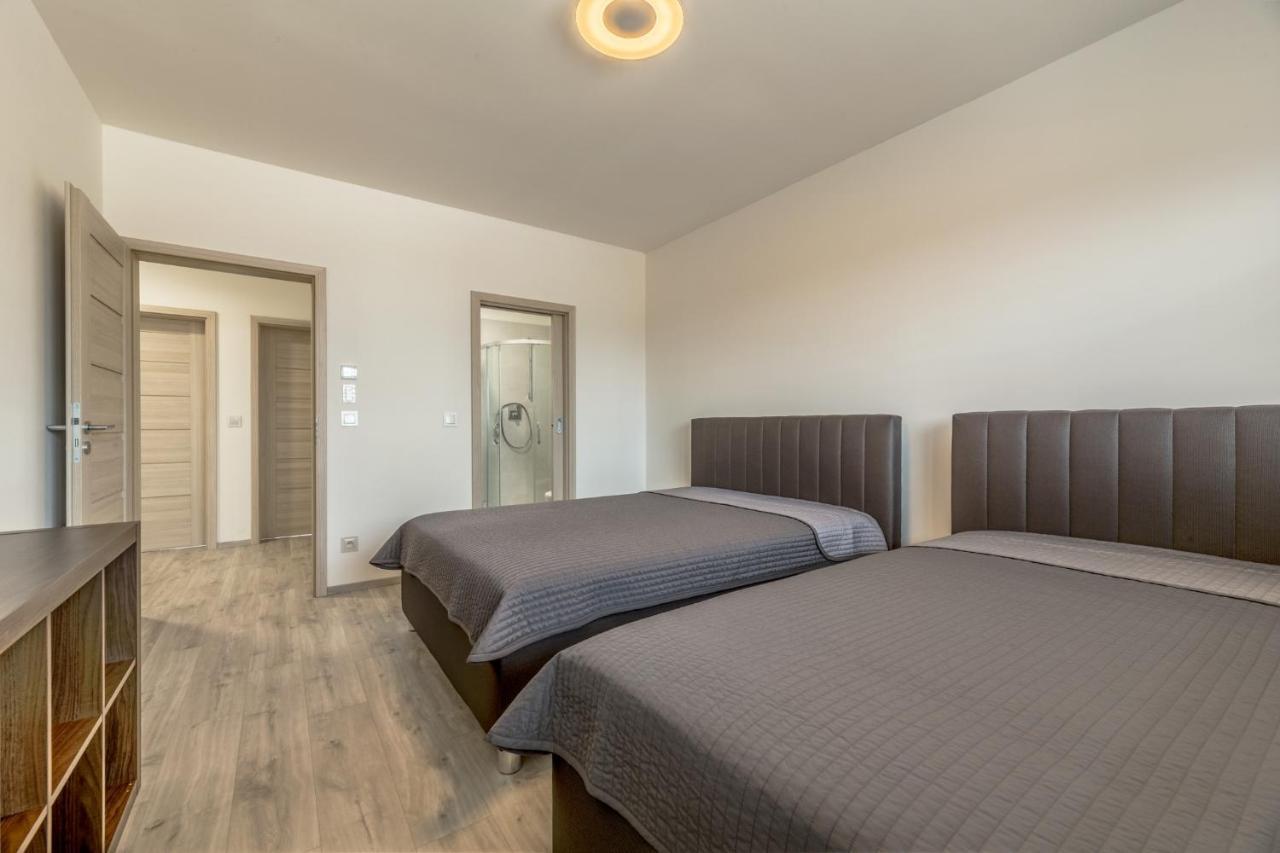 Luxury Spa Villa Králŭv Dvŭr Εξωτερικό φωτογραφία